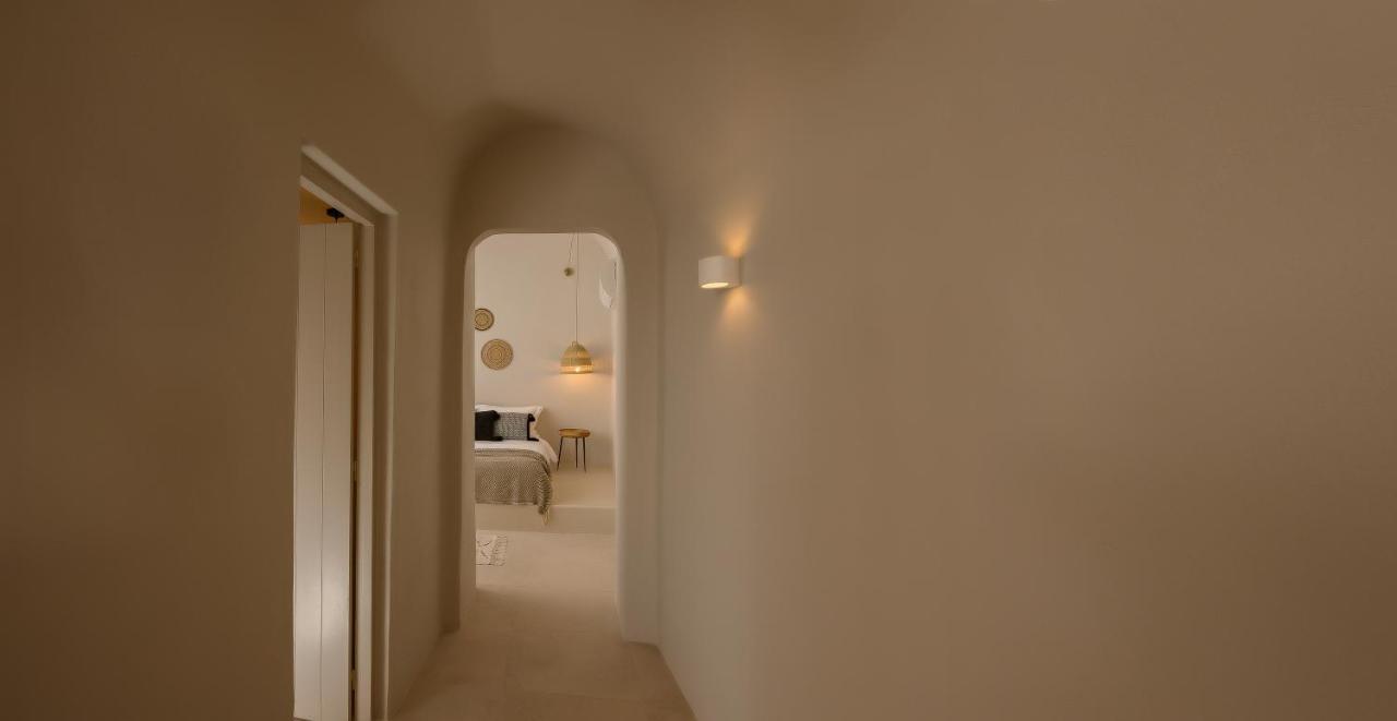 Elements Cave Suites Megalochori  Bagian luar foto